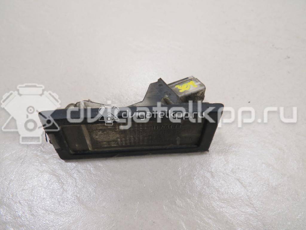 Фото Фонарь подсветки номера  8200013577 для Renault Modus Grand F Jp0 / Megane / Clio / Laguna / Scénic {forloop.counter}}