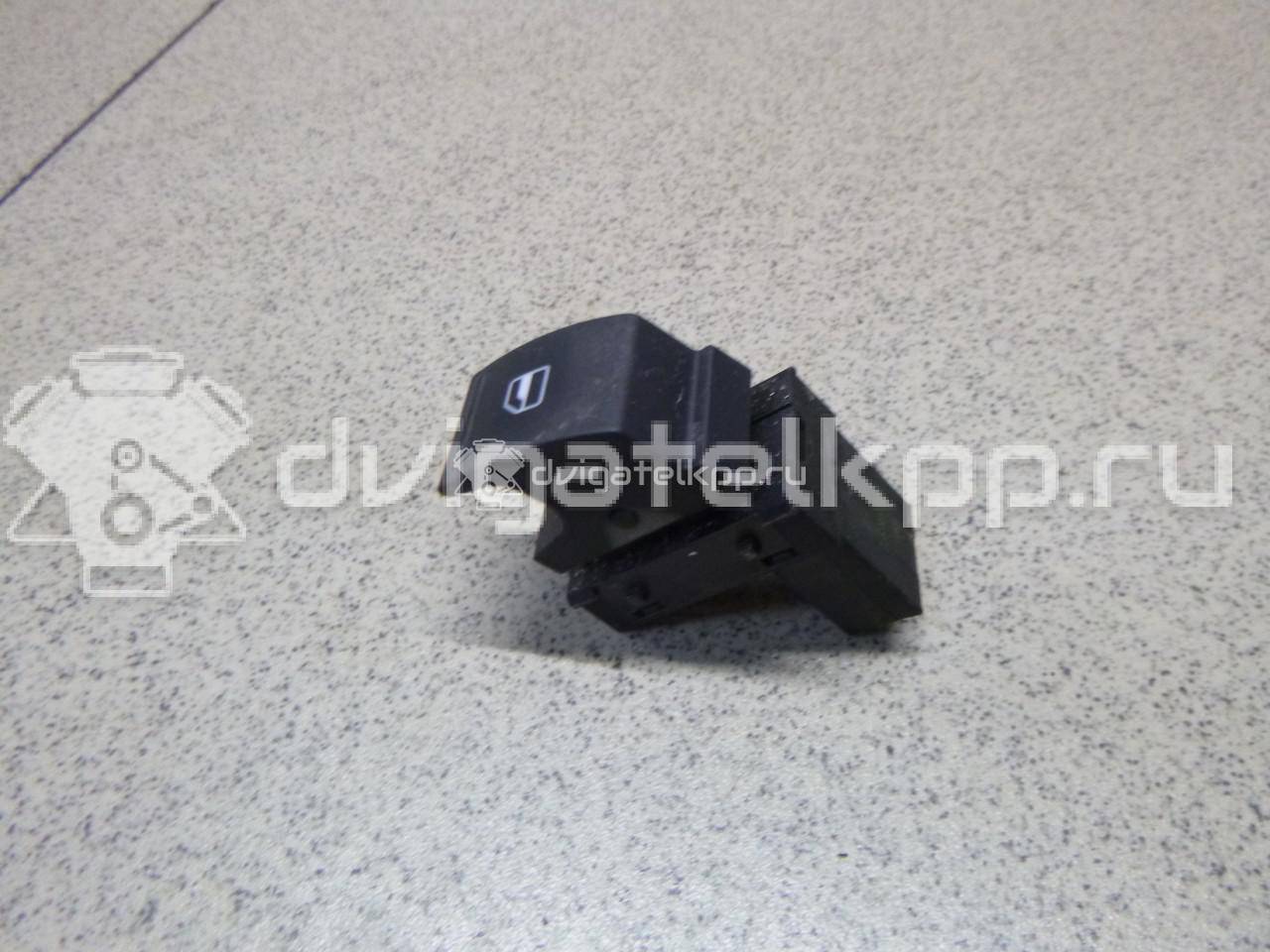 Фото Кнопка стеклоподъемника  7L6959855BREH для Seat Ibiza / Leon / Toledo / Alhambra / Altea {forloop.counter}}