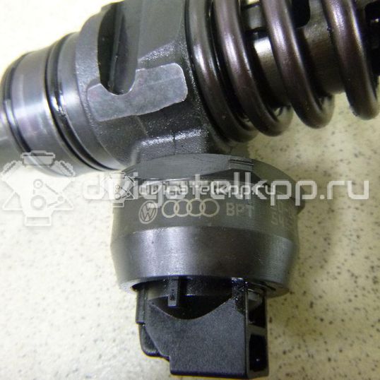 Фото Форсунка дизельная электрическая  038130073AG для Seat Leon / Toledo / Altea