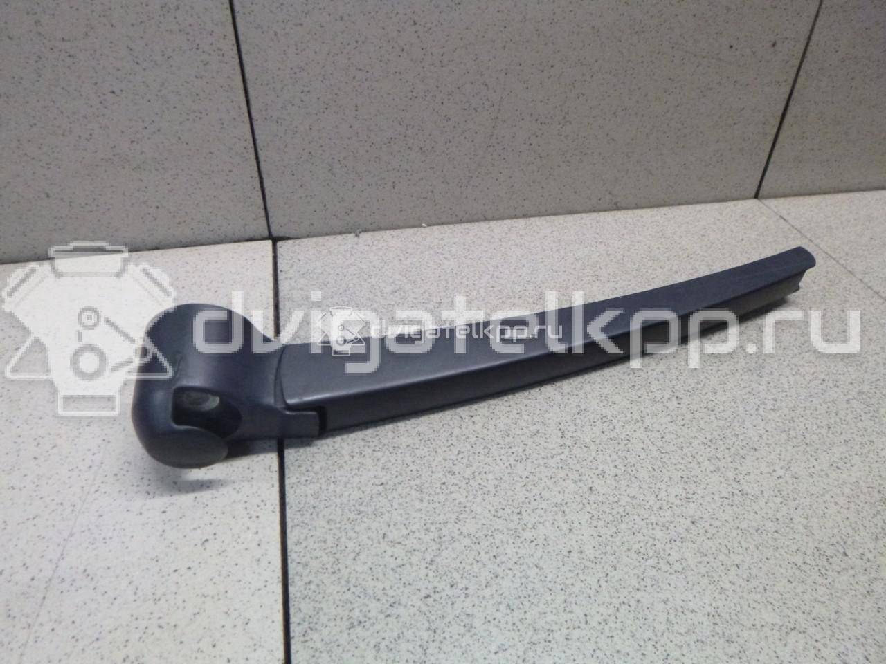 Фото Поводок стеклоочистителя заднего  1T0955707C для Seat Ibiza / Leon / Altea / Exeo {forloop.counter}}