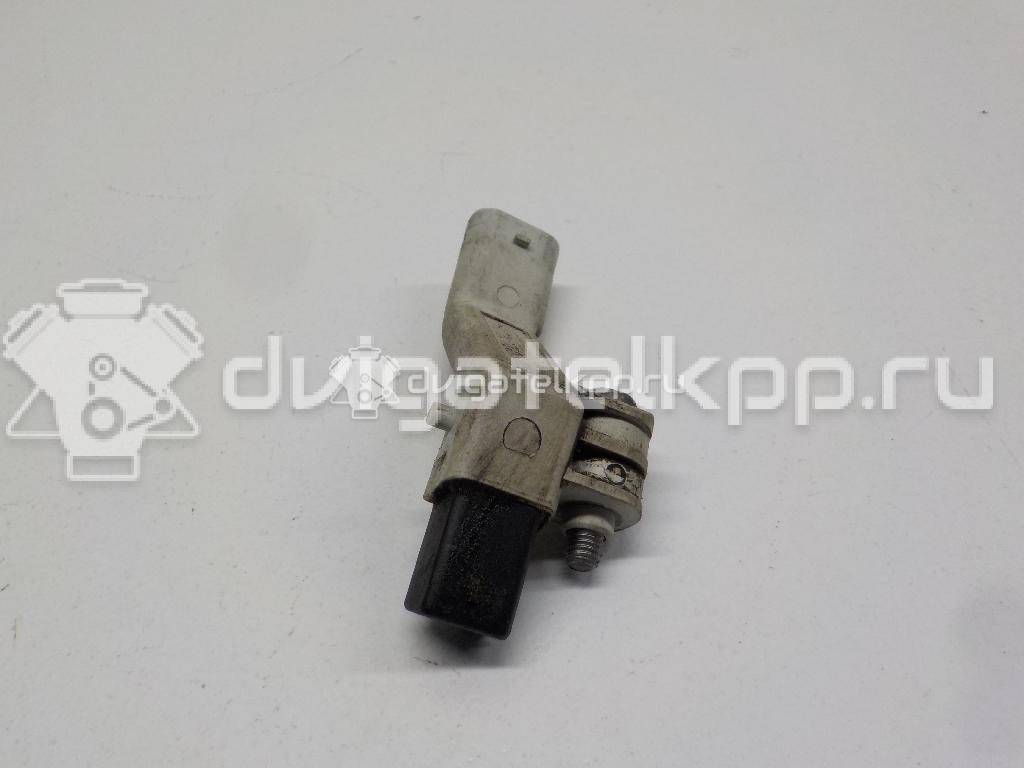 Фото Датчик положения коленвала  04L906433E для seat Leon (5F) {forloop.counter}}