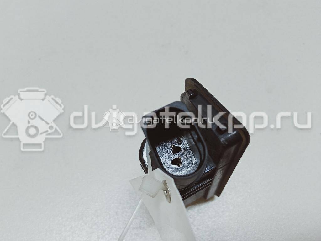 Фото Фонарь подсветки номера  1K8943021 для Volkswagen Scirocco / Polo / Touran / Amarok S1B / New Beetle {forloop.counter}}