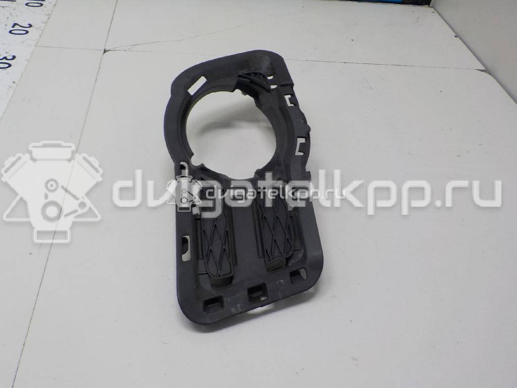 Фото Рамка противотуманной фары правой  5N0853666C9B9 для Volkswagen Tiguan {forloop.counter}}