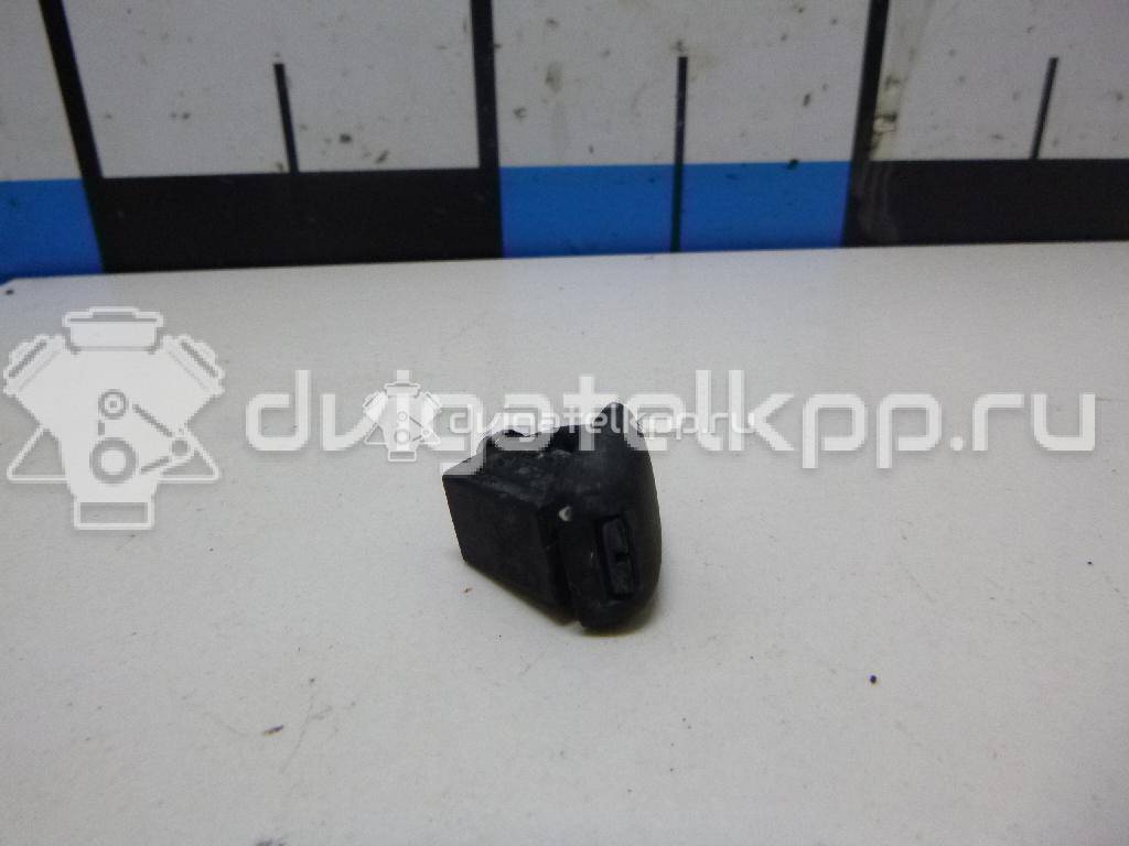 Фото Форсунка омывателя лобового стекла  3B0955985 для Volkswagen Polo {forloop.counter}}