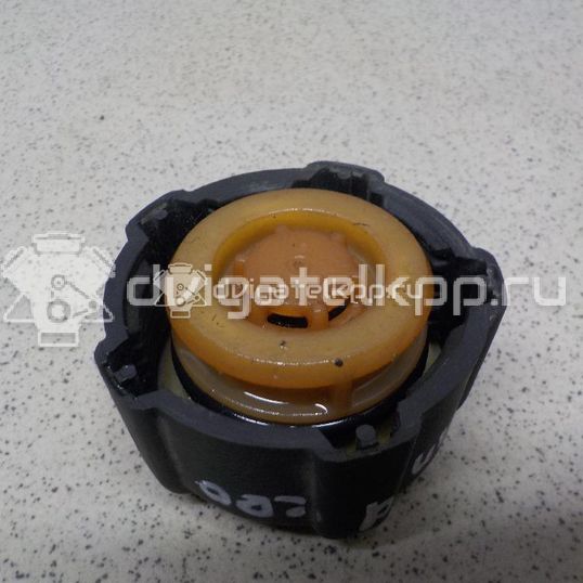 Фото Крышка расширительного бачка  8200048024 для Suzuki Jimny / Grand Vitara