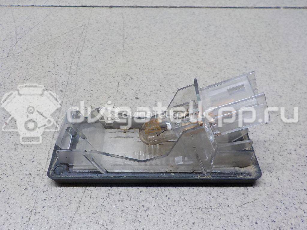 Фото Фонарь подсветки номера  8200013577 для Renault Modus Grand F Jp0 / Megane / Clio / Laguna / Scénic {forloop.counter}}