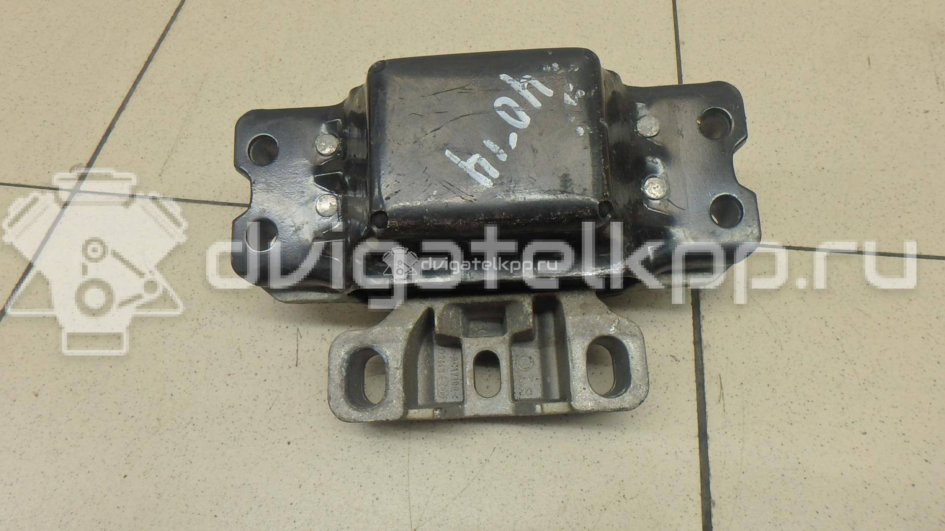 Фото Опора КПП левая  1K0199555N для Seat Leon / Toledo / Altea {forloop.counter}}