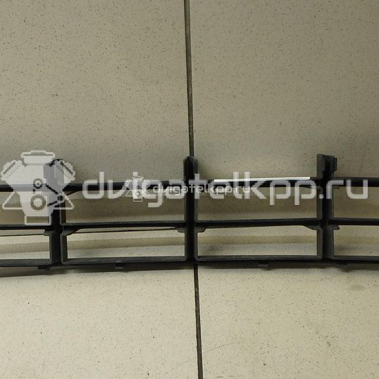 Фото Решетка в бампер центральная  5J0853677A9B9 для Skoda Roomster 5J / Fabia