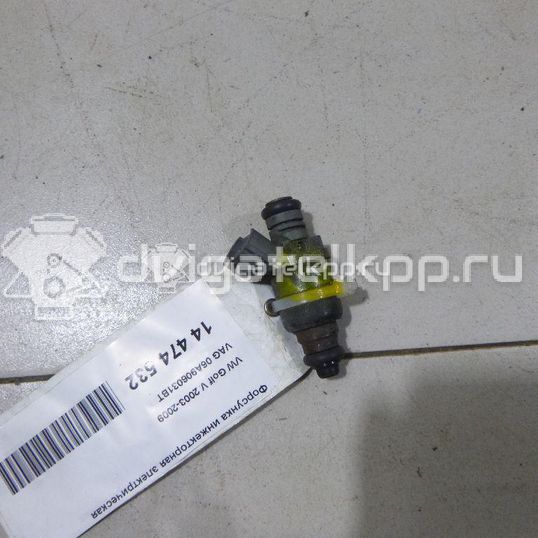 Фото Форсунка инжекторная электрическая  06a906031bt для Audi A3