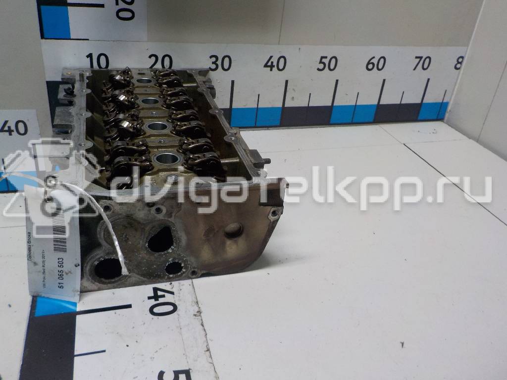 Фото Головка блока для двигателя CWVA для Volkswagen / Skoda / Seat 110 л.с 16V 1.6 л бензин 04E103065H {forloop.counter}}