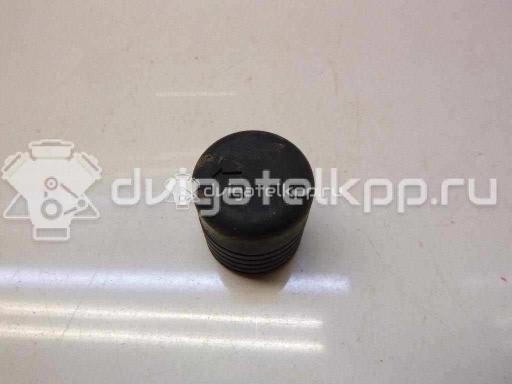 Фото Отбойник капота  mr473003 для Mitsubishi Lancer / Pajero / Colt / Mirage / Outlander {forloop.counter}}