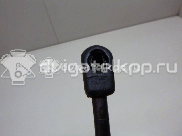 Фото Амортизатор капота  LR001773 для Land Rover Freelander / Range Rover {forloop.counter}}