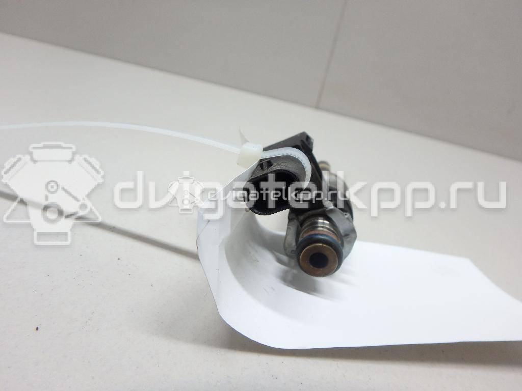 Фото Форсунка инжекторная электрическая  03F906036B для Seat Ibiza / Leon / Toledo / Altea {forloop.counter}}