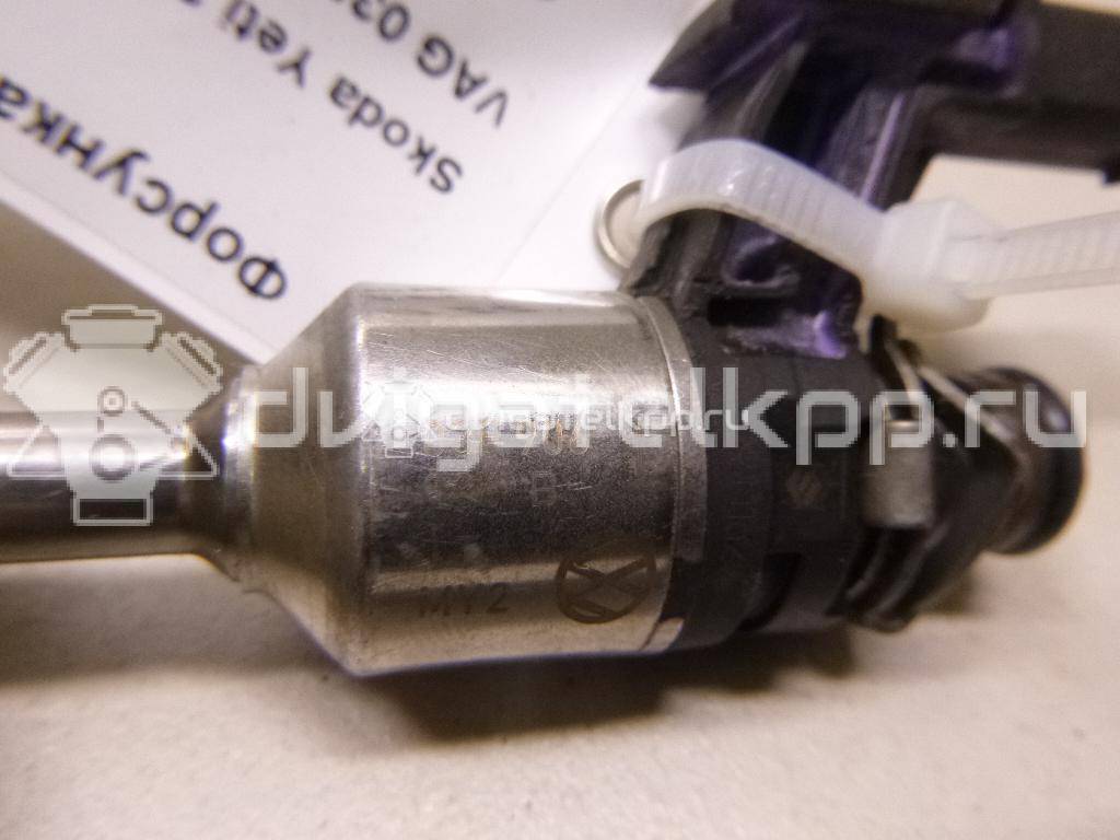 Фото Форсунка инжекторная электрическая  03F906036B для Seat Ibiza / Leon / Toledo / Altea {forloop.counter}}