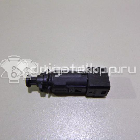 Фото Датчик включения стопсигнала  7700414986 для Nissan Interstar / Primastar X83 / Kubistar