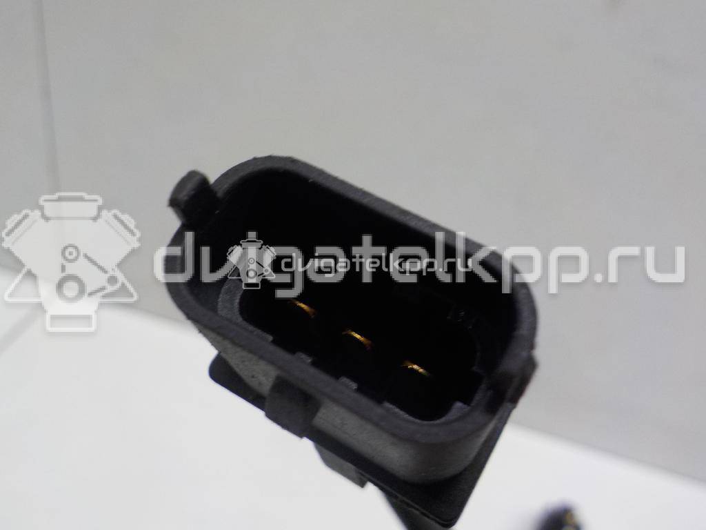 Фото Датчик положения коленвала  55567243 для Opel Astra / Insignia / Mokka X / Zafira {forloop.counter}}