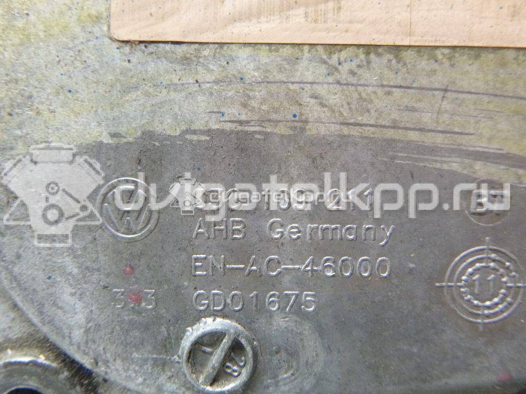 Фото Крышка двигателя передняя  03C109210BT для Volkswagen / Seat {forloop.counter}}