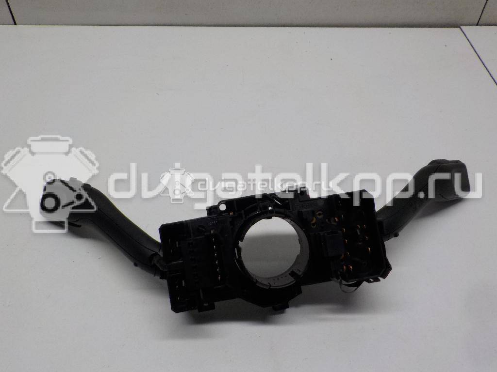 Фото Переключатель поворотов подрулевой  8L0953513J для Seat Leon / Toledo / Alhambra {forloop.counter}}