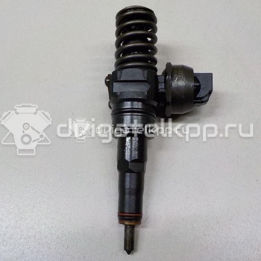 Фото Форсунка дизельная электрическая  038130073AR для Skoda Superb