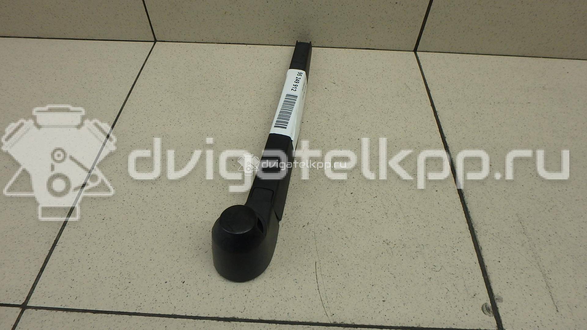 Фото Поводок стеклоочистителя заднего  1T0955707C для Seat Ibiza / Leon / Altea / Exeo {forloop.counter}}