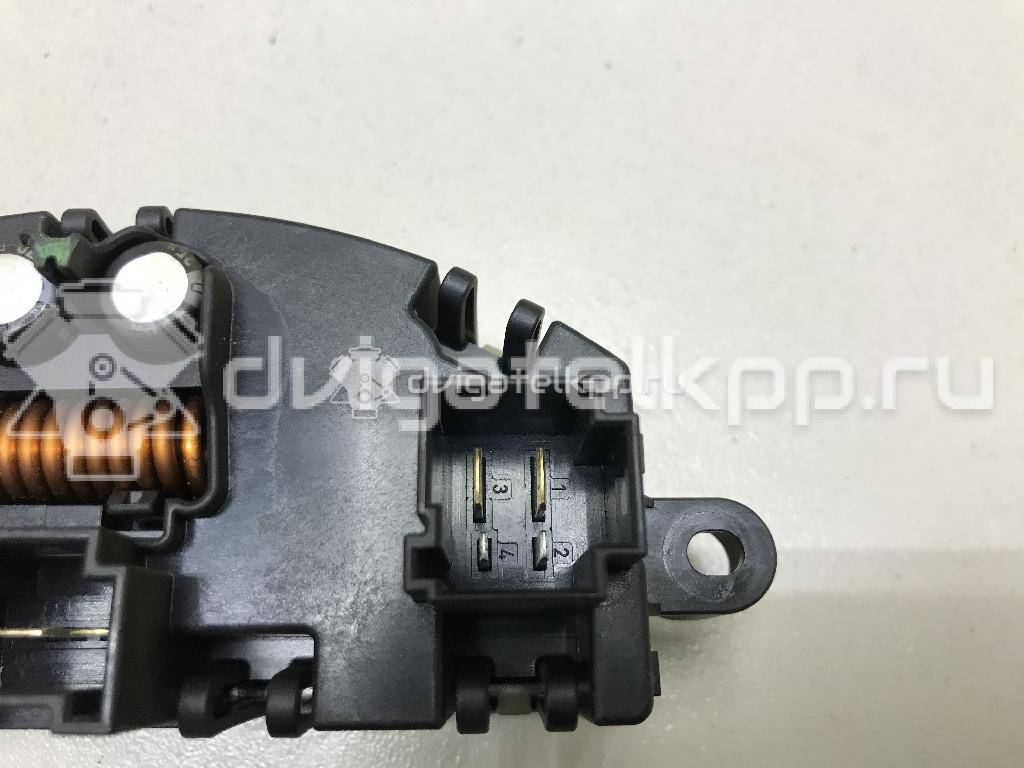 Фото Резистор отопителя  5Q0907521E для Seat Leon / Ateca Kh7 {forloop.counter}}