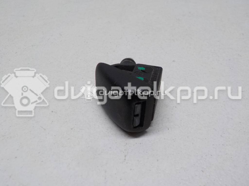 Фото Форсунка омывателя лобового стекла  3B0955985 для Skoda Fabia / Octavia {forloop.counter}}