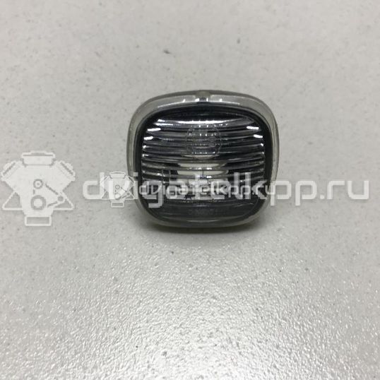 Фото Повторитель на крыло белый  1U0949127B для Skoda Roomster 5J / Octaviaii 1Z3 / Fabia / Octavia / Superb