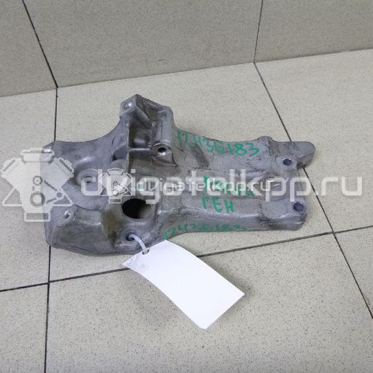 Фото Кронштейн генератора  036145163F для Skoda / Seat