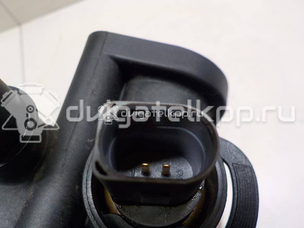 Фото Кнопка открывания багажника  038121132G для Skoda Roomster 5J / Fabia / Octavia / Octaviaii 1Z3 {forloop.counter}}