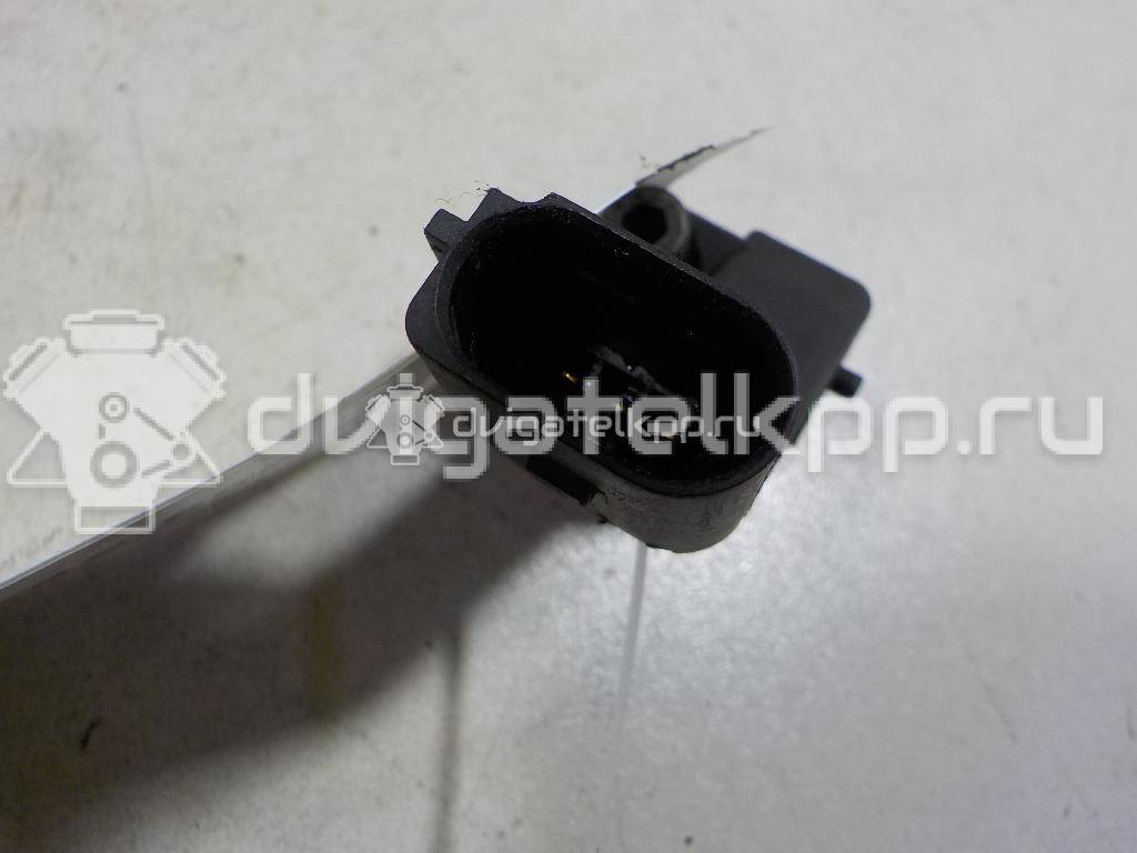 Фото Датчик положения коленвала  036906433C для Volkswagen Scirocco / Tiguan / Touran / Amarok S1B / New Beetle {forloop.counter}}