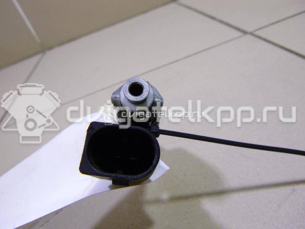 Фото Форсунка инжекторная электрическая  03c906036m для Skoda Octaviaii 1Z3 / Yeti 5L / Fabia / Octavia / Superb {forloop.counter}}