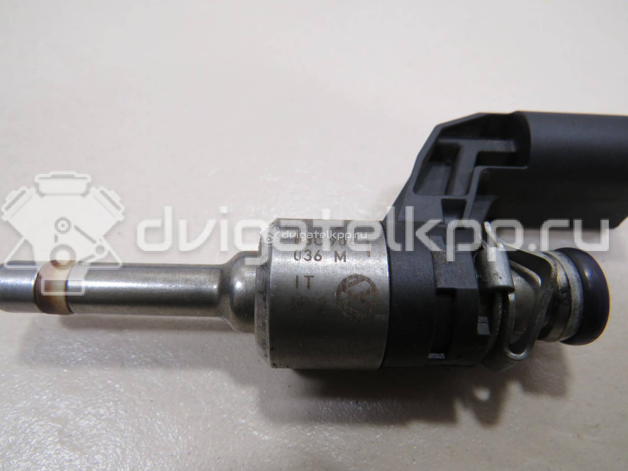 Фото Форсунка инжекторная электрическая  03C906036M для Skoda Octaviaii 1Z3 / Yeti 5L / Fabia / Octavia / Superb {forloop.counter}}