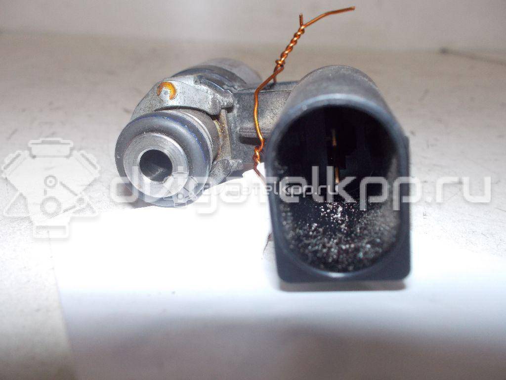 Фото Форсунка инжекторная электрическая  03c906036m для Skoda Octaviaii 1Z3 / Yeti 5L / Fabia / Octavia / Superb {forloop.counter}}