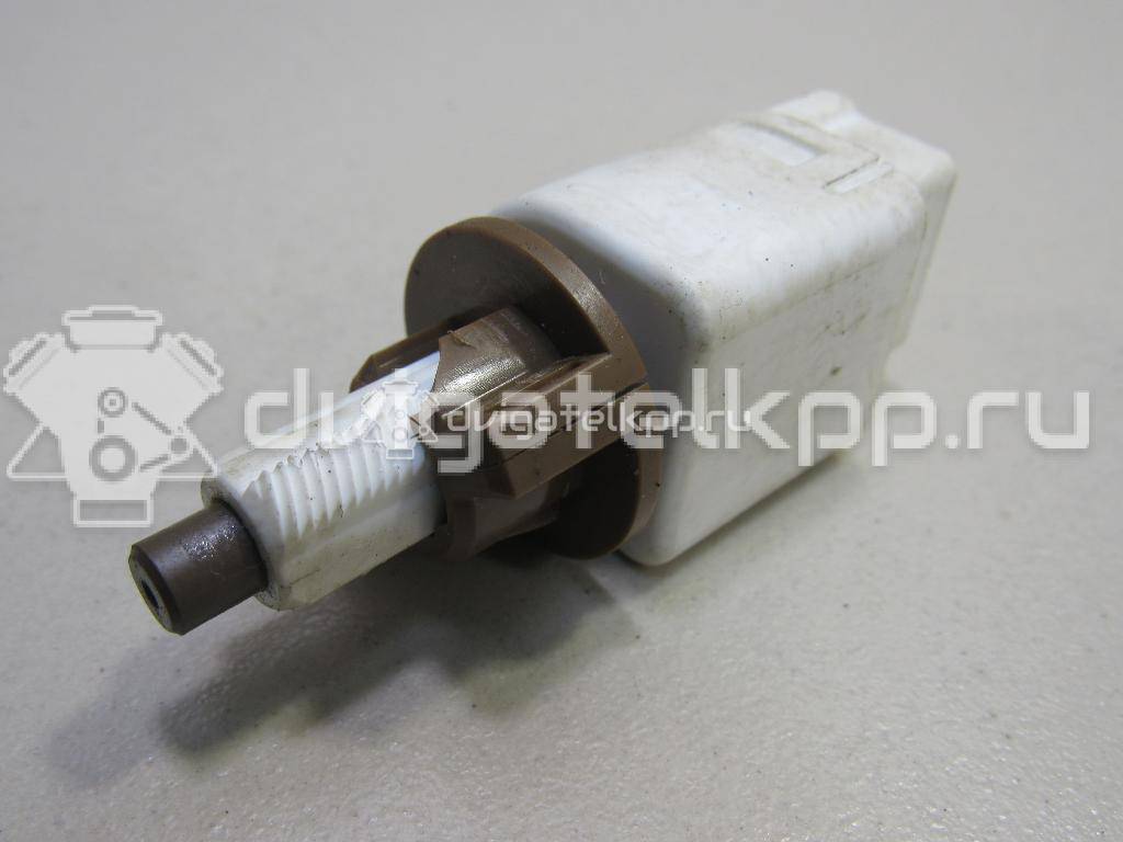 Фото Датчик включения стопсигнала  8434019025 для Toyota Dyna / Iq J1 / Land Cruiser / Hiace / Avensis {forloop.counter}}