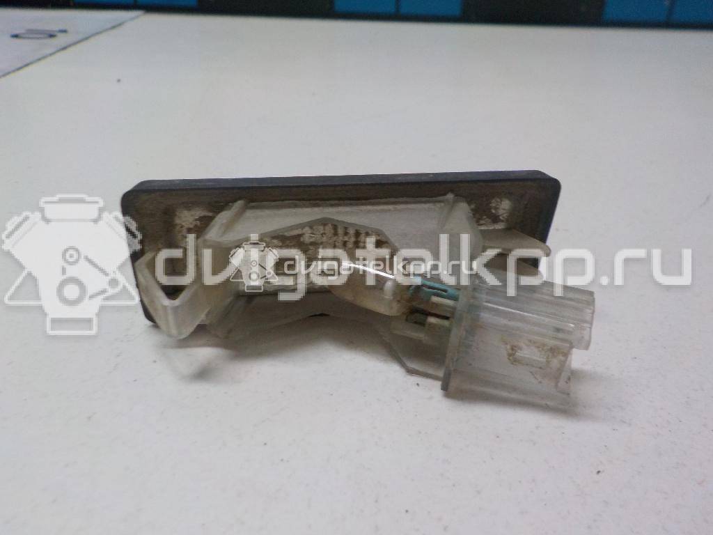 Фото Фонарь подсветки номера  8200013577 для Renault Modus Grand F Jp0 / Megane / Clio / Laguna / Scénic {forloop.counter}}