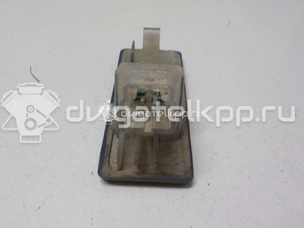 Фото Фонарь подсветки номера  8200013577 для Renault Modus Grand F Jp0 / Megane / Clio / Laguna / Scénic {forloop.counter}}