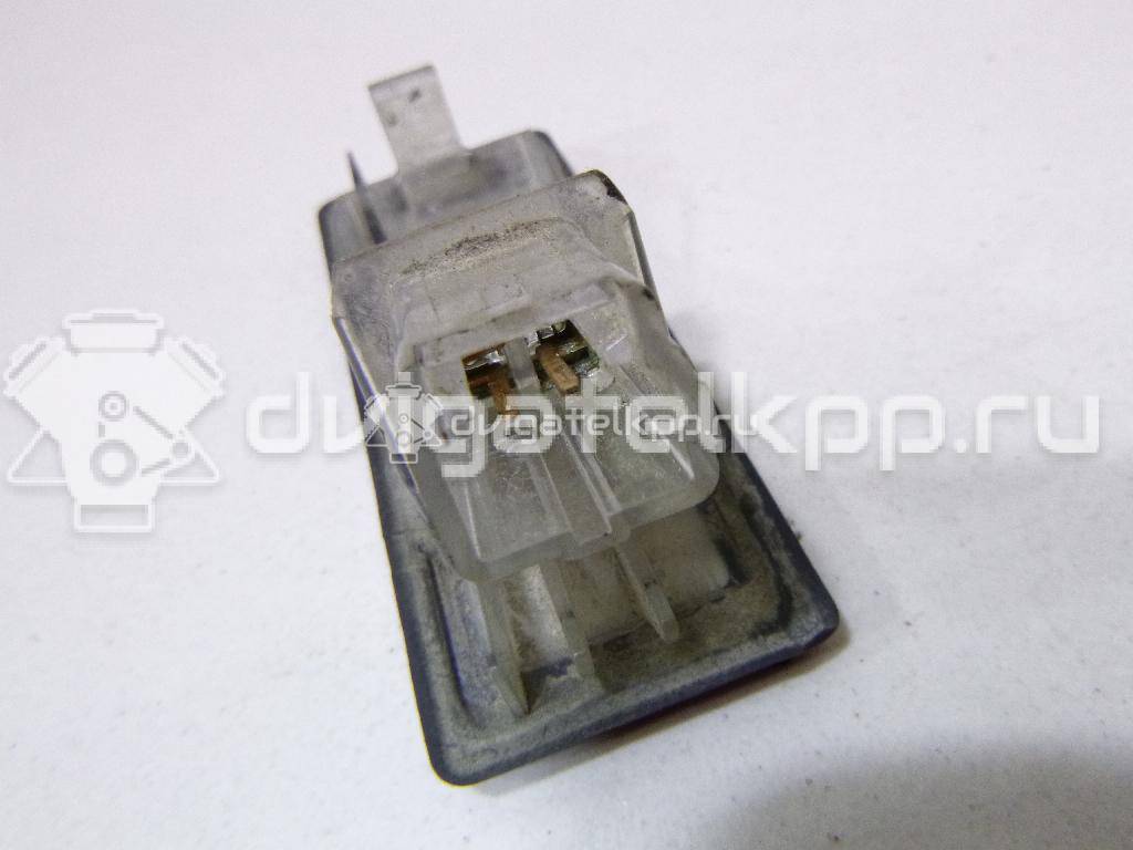 Фото Фонарь подсветки номера  8200013577 для Renault Modus Grand F Jp0 / Megane / Clio / Laguna / Scénic {forloop.counter}}