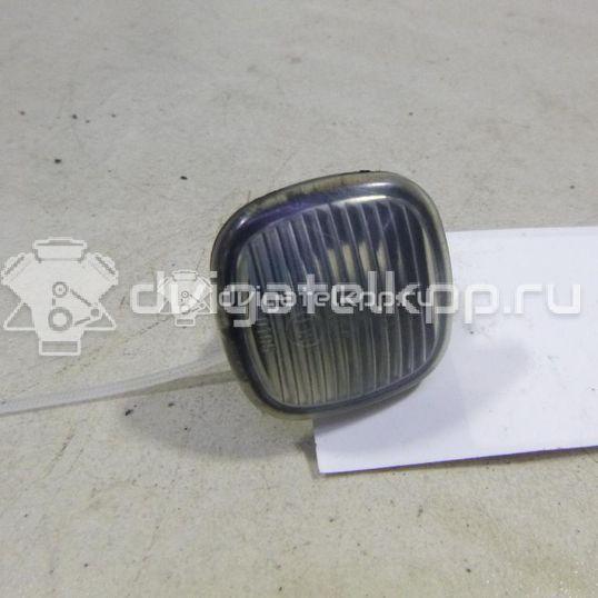 Фото Повторитель на крыло белый  1U0949127B для Skoda Roomster 5J / Octaviaii 1Z3 / Fabia / Octavia / Superb