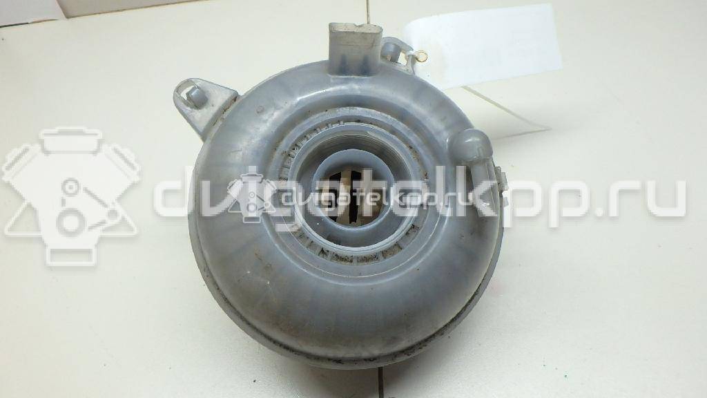 Фото Бачок расширительный  5Q0121407G для Skoda Fabia / Octavia / Superb / Yeti 5L {forloop.counter}}