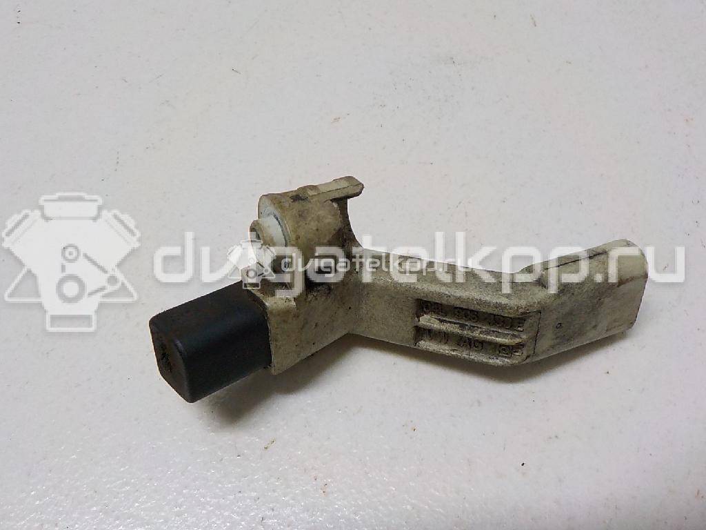 Фото Датчик положения коленвала  04L906433E для Skoda Kodiaq Ns7 / Yeti 5L / Citigo / Fabia / Octavia {forloop.counter}}