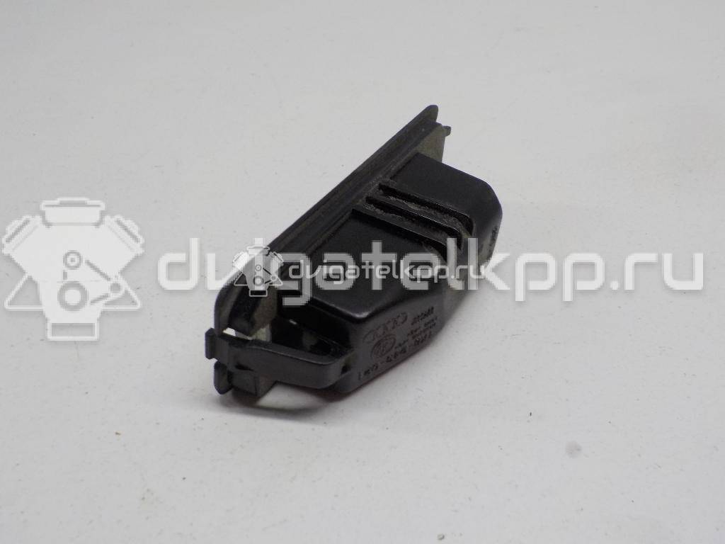 Фото Фонарь подсветки номера  1K8943021 для Volkswagen Scirocco / Polo / Touran / Amarok S1B / New Beetle {forloop.counter}}