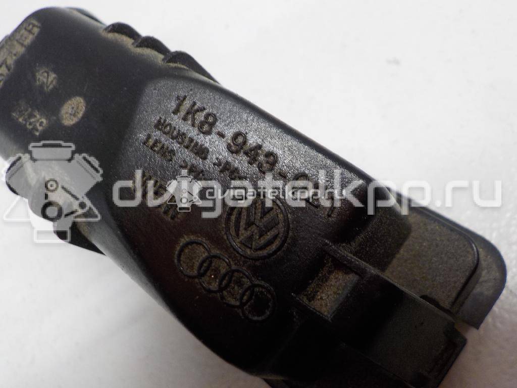 Фото Фонарь подсветки номера  1K8943021 для Volkswagen Scirocco / Polo / Touran / Amarok S1B / New Beetle {forloop.counter}}