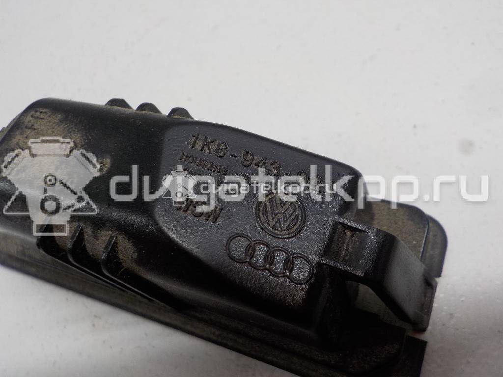 Фото Фонарь подсветки номера  1K8943021 для Volkswagen Scirocco / Polo / Touran / Amarok S1B / New Beetle {forloop.counter}}