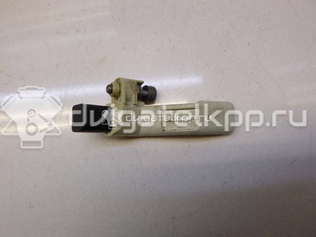 Фото Датчик положения коленвала  04L906433E для vw Caddy IV {forloop.counter}}