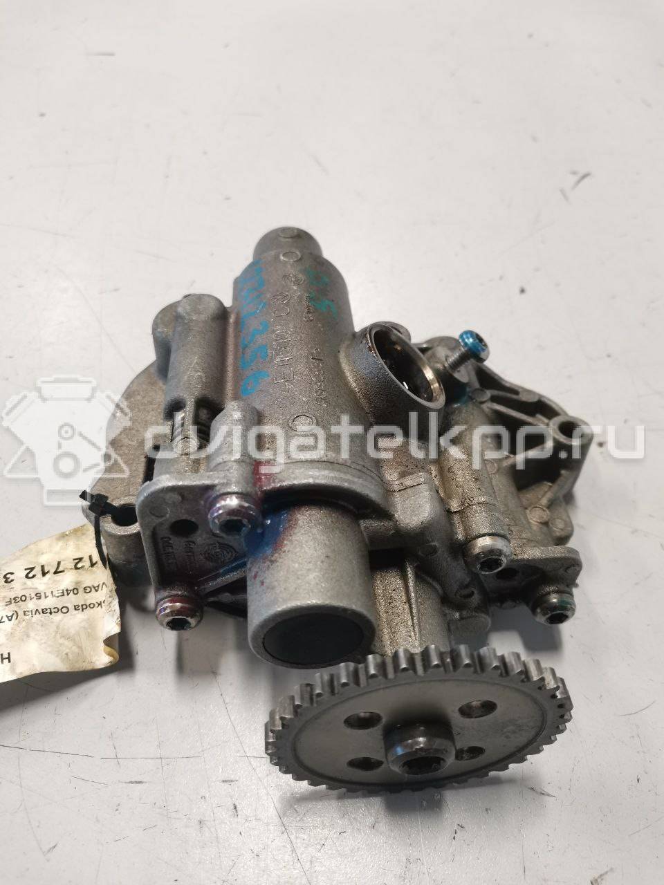 Фото Насос масляный для двигателя CZCA для Volkswagen / Skoda 125 л.с 16V 1.4 л бензин 04E115103F {forloop.counter}}