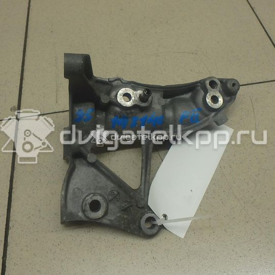 Фото Кронштейн генератора  1479827 для ford B-MAX