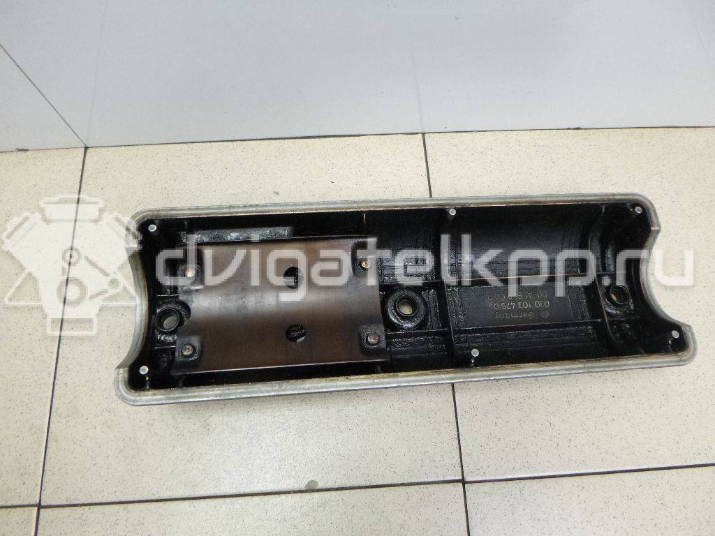 Фото Крышка головки блока (клапанная) для двигателя AEE для Volkswagen Polo / Caddy / Vento 1H2 / Golf 75 л.с 8V 1.6 л бензин 030103469N {forloop.counter}}