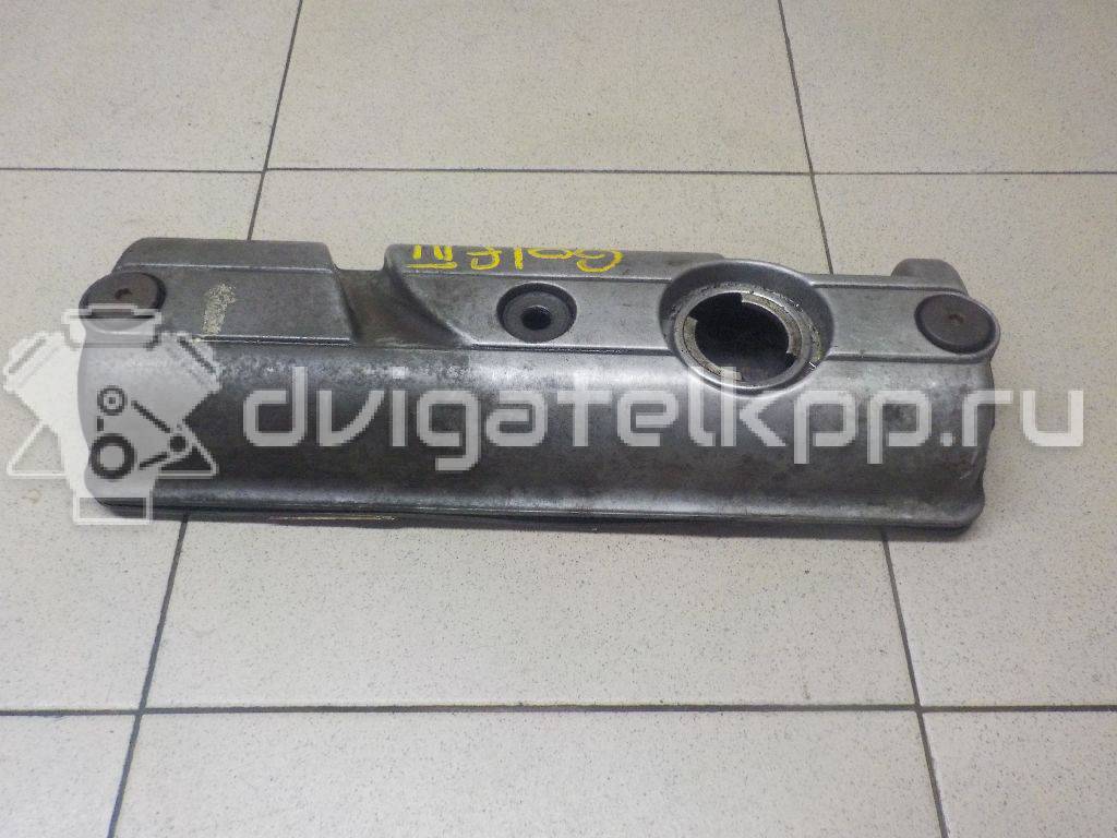 Фото Крышка головки блока (клапанная) для двигателя AEE для Volkswagen Polo / Caddy / Vento 1H2 / Golf 75 л.с 8V 1.6 л бензин 030103469N {forloop.counter}}