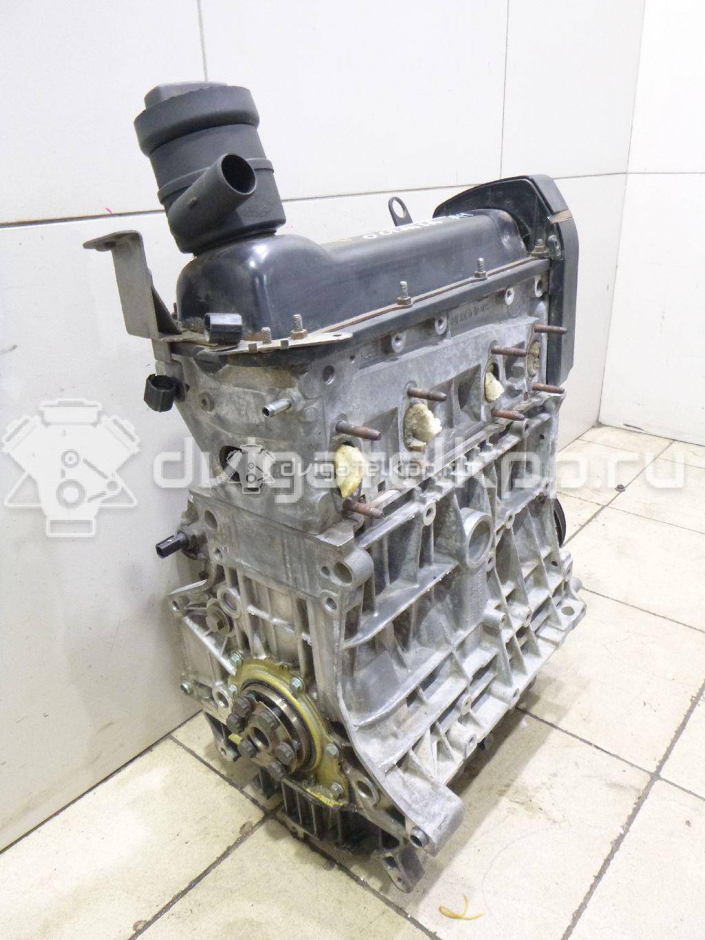 Фото Контрактный (б/у) двигатель AKL для Volkswagen / Seat 101 л.с 8V 1.6 л бензин 06A100098X {forloop.counter}}