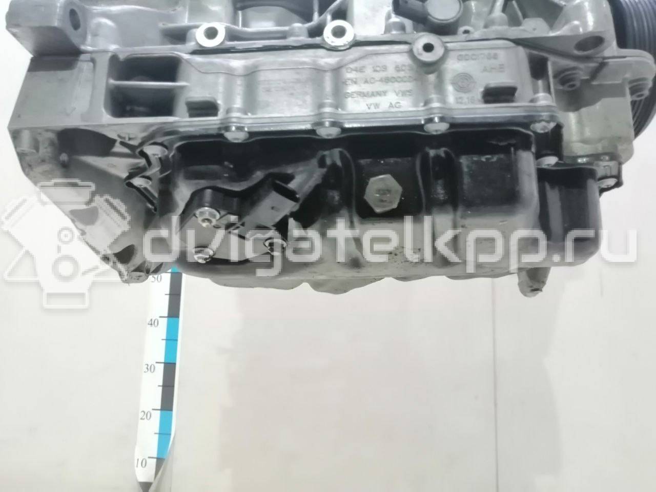 Фото Контрактный (б/у) двигатель CZCA для Volkswagen / Skoda 125 л.с 16V 1.4 л бензин 04E100034E {forloop.counter}}